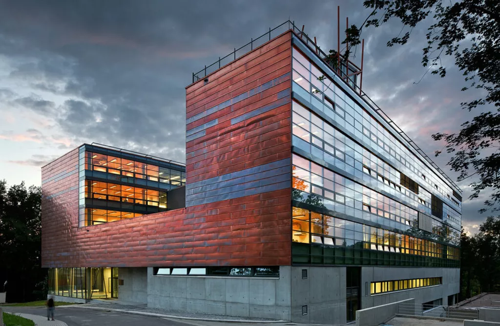 Contemporary Academic Building for International Students