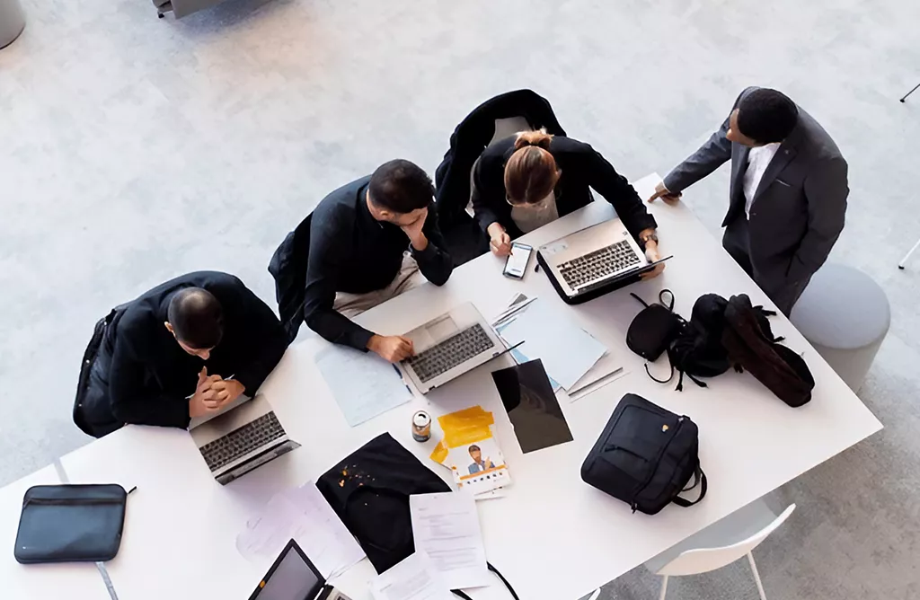 International students collaborating on projects at KEDGE Business School campus