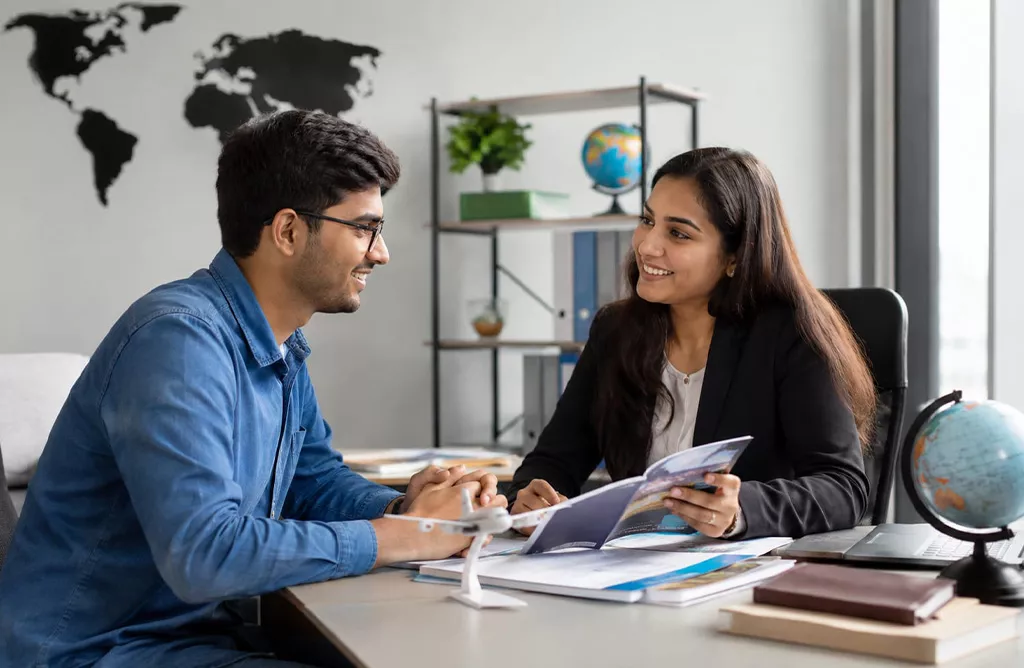 Student counseling session with overseas education consultants